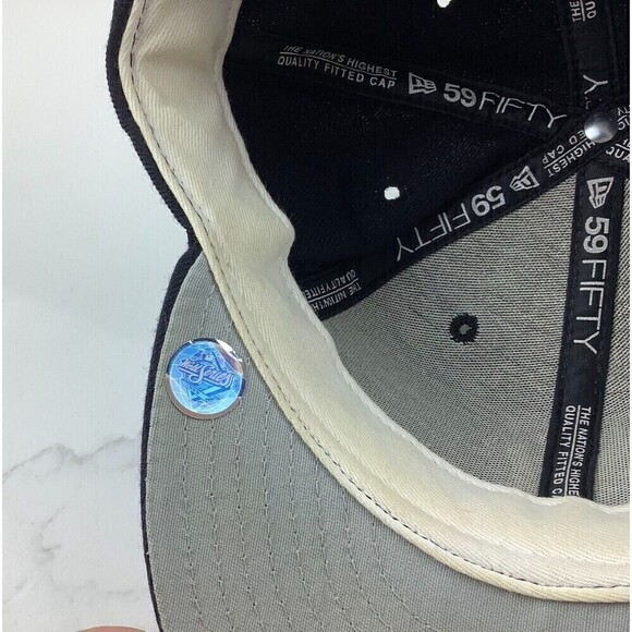 New Era New York Yankees 1999 World Series Hat Size 7 1/4 - Picture 12 of 12